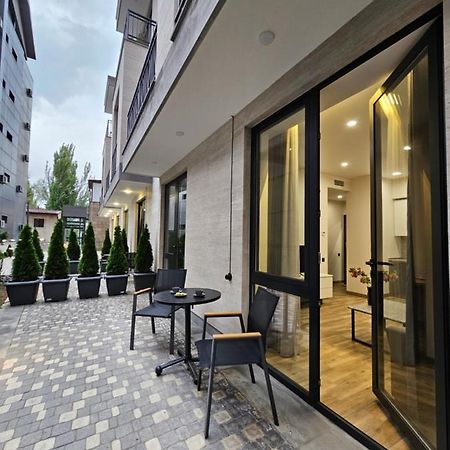 Orion Aparthotel เยเรวาน ภายนอก รูปภาพ
