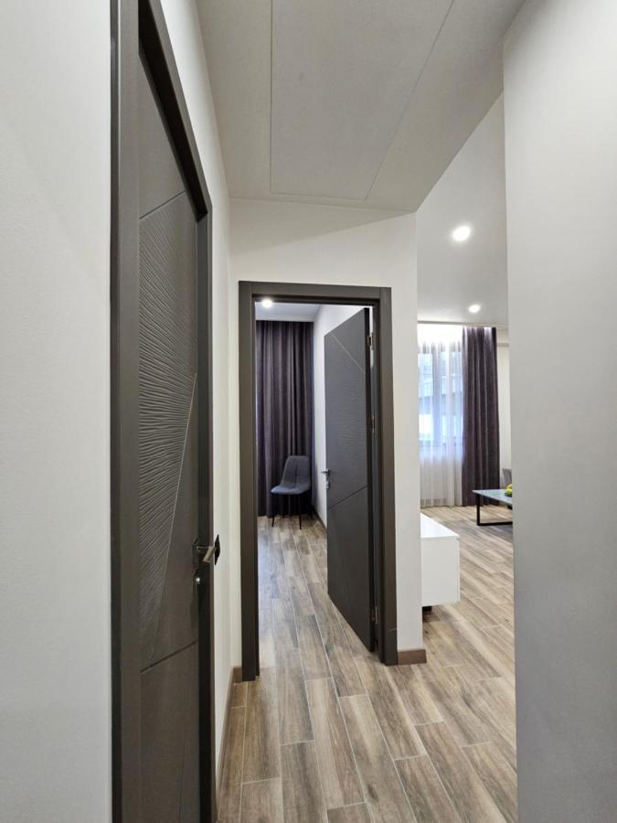 Orion Aparthotel เยเรวาน ภายนอก รูปภาพ